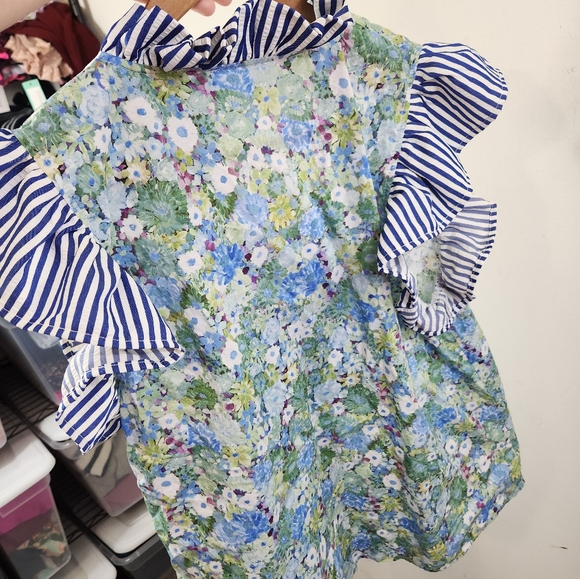 Entro Ruffle Floral Top - Picture 4 of 6